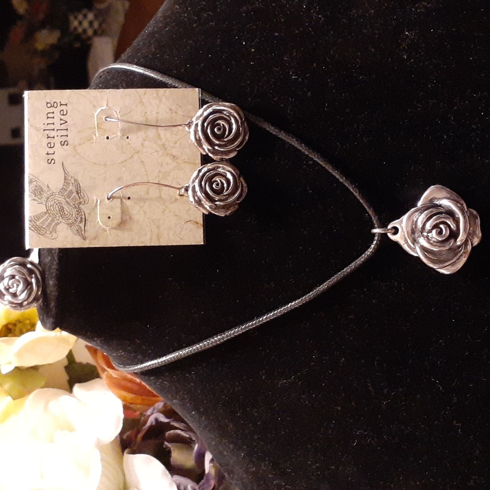 STERLING ROSES NWT SET NWT 925 Earrings Ring Necklaces - Picture 2 of 8